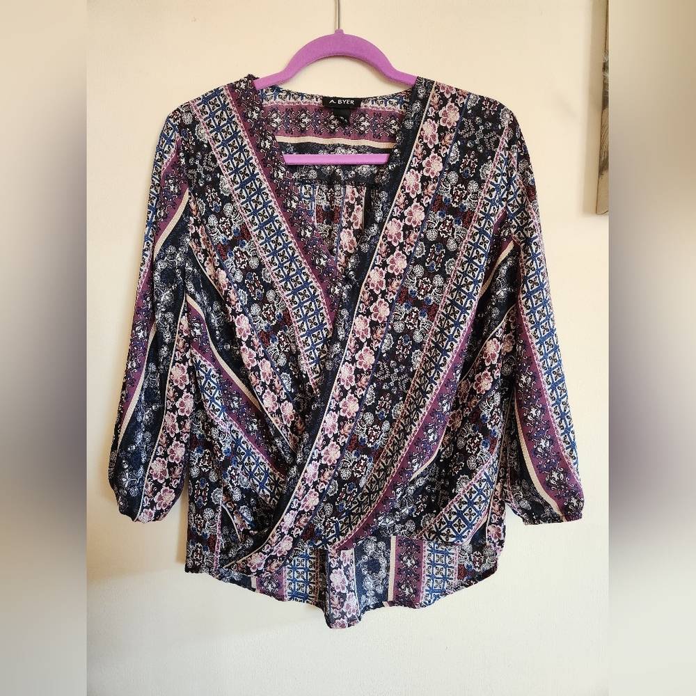 A. Byer boho top XL